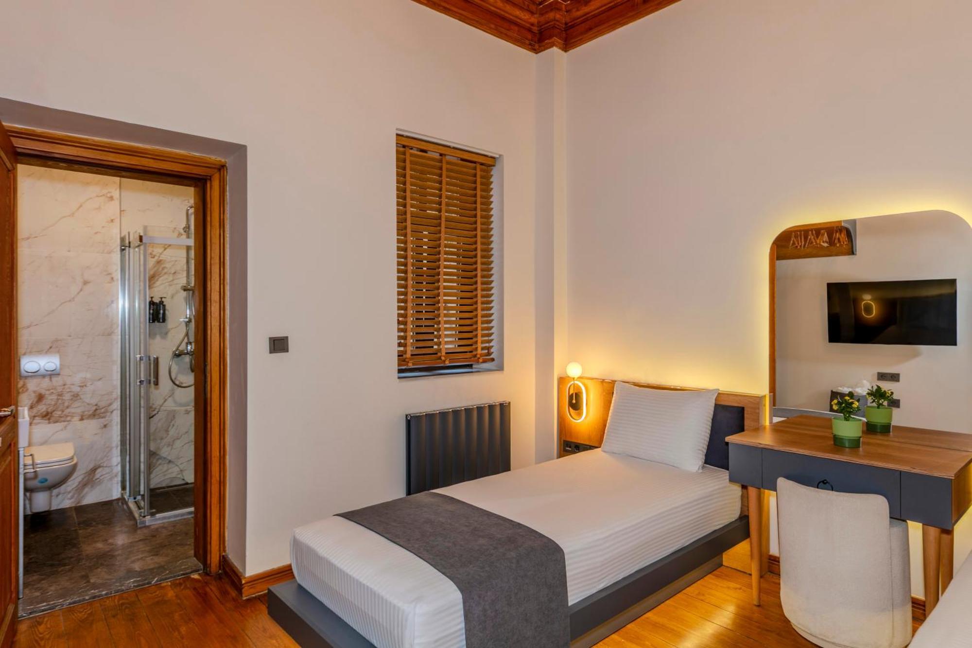 Elmira Pera Hotel & Spa - Special Class Istanbul Eksteriør billede