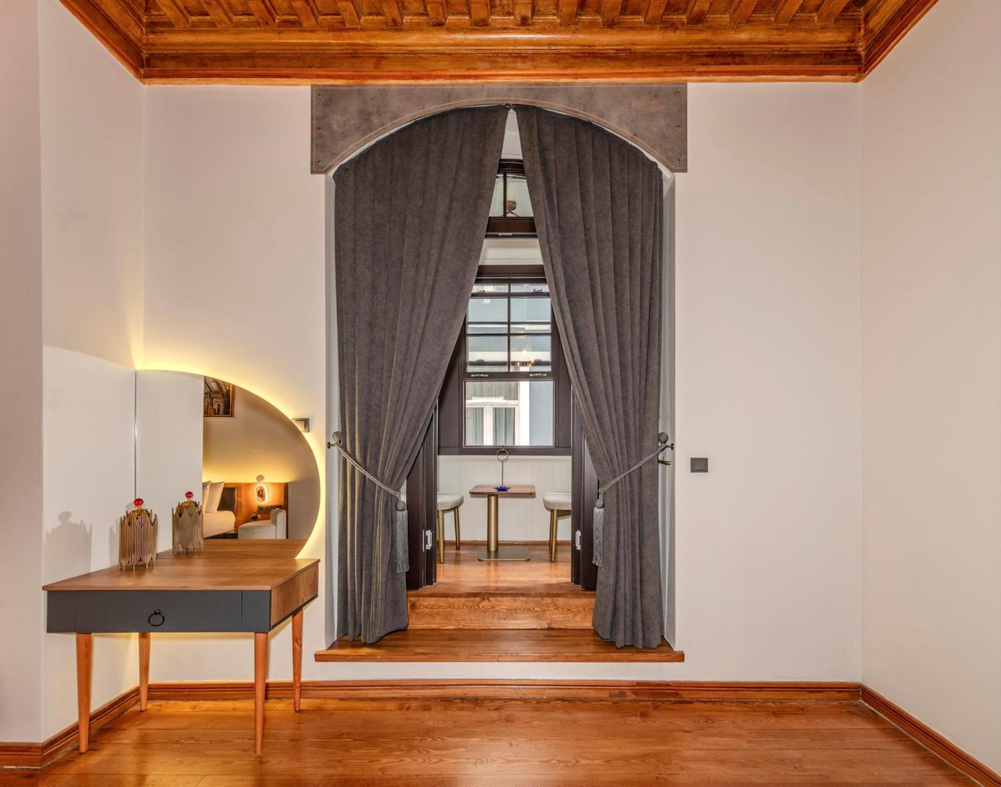Elmira Pera Hotel & Spa - Special Class Istanbul Eksteriør billede